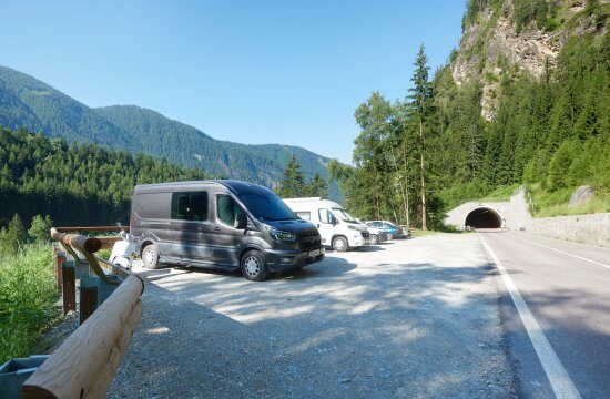 Parkplatz für Kletterer und Wanderer in Afens/Pfitsch